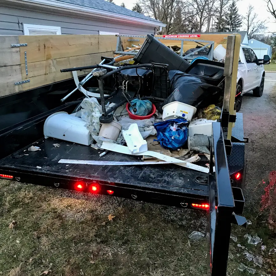 Roll-off dumpster delivered to a residential driveway in Pleasant Hill